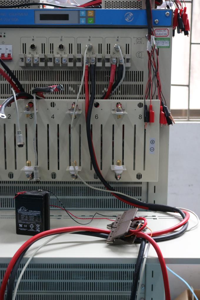 過充電の排出のリチウム電池の試験装置20V 30A 0